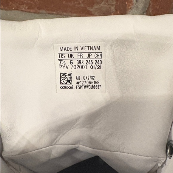 adidas White and Tan Ankle Boots - Picture 2 of 9